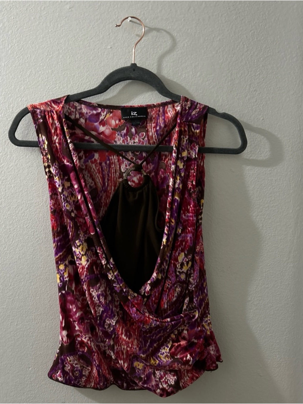 IZ Byer Y2K Ladies Abstract Floral Sleeveless Shirt Size Large